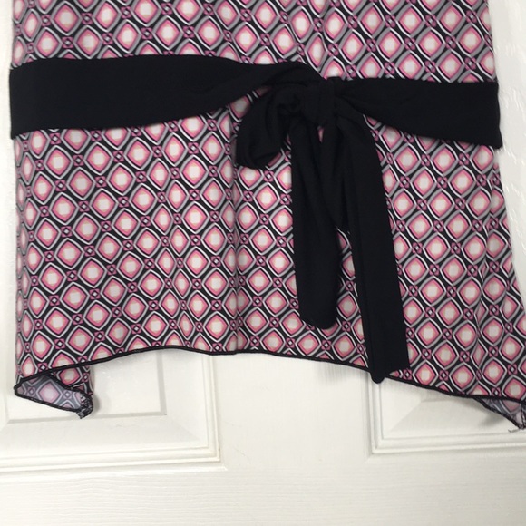 FINAL PRICE DROP EUC Tank Top - Picture 3 of 6